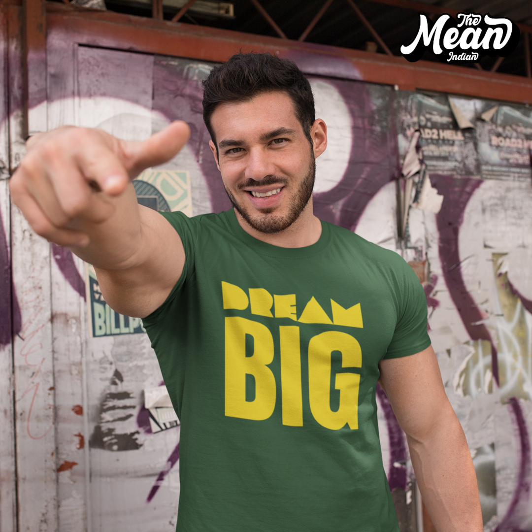 Dream BIG - Boring Men's T-shirt The Mean Indian Store