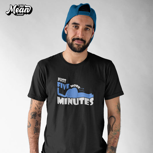 Just Five More Minutes - Men's T-shirt The Mean Indian Store