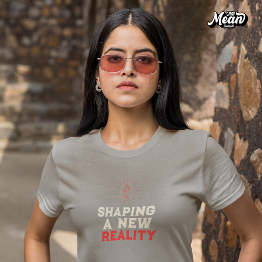 Shaping a new reality - Boring Women's T-shirt The Mean Indian Store