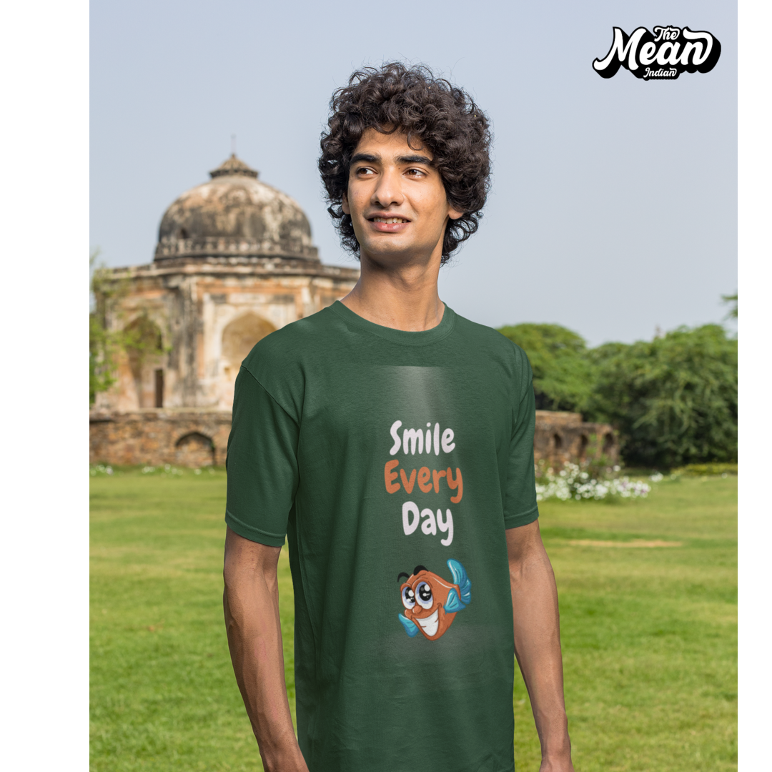 Smile Every Day - Boring Men's T-shirt The Mean Indian Store