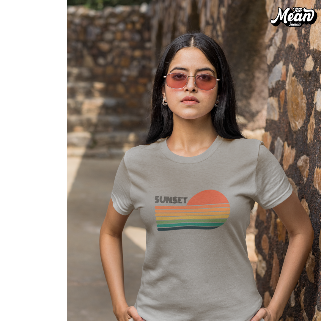 Sunset - Boring Women's T-shirt The Mean Indian Store