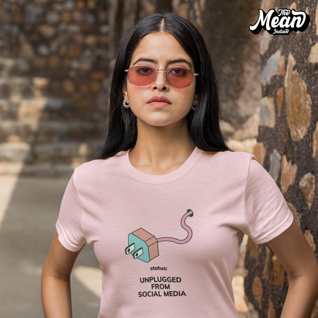 Unplugged from Social Media -  Boring Women's T-shirt The Mean Indian Store