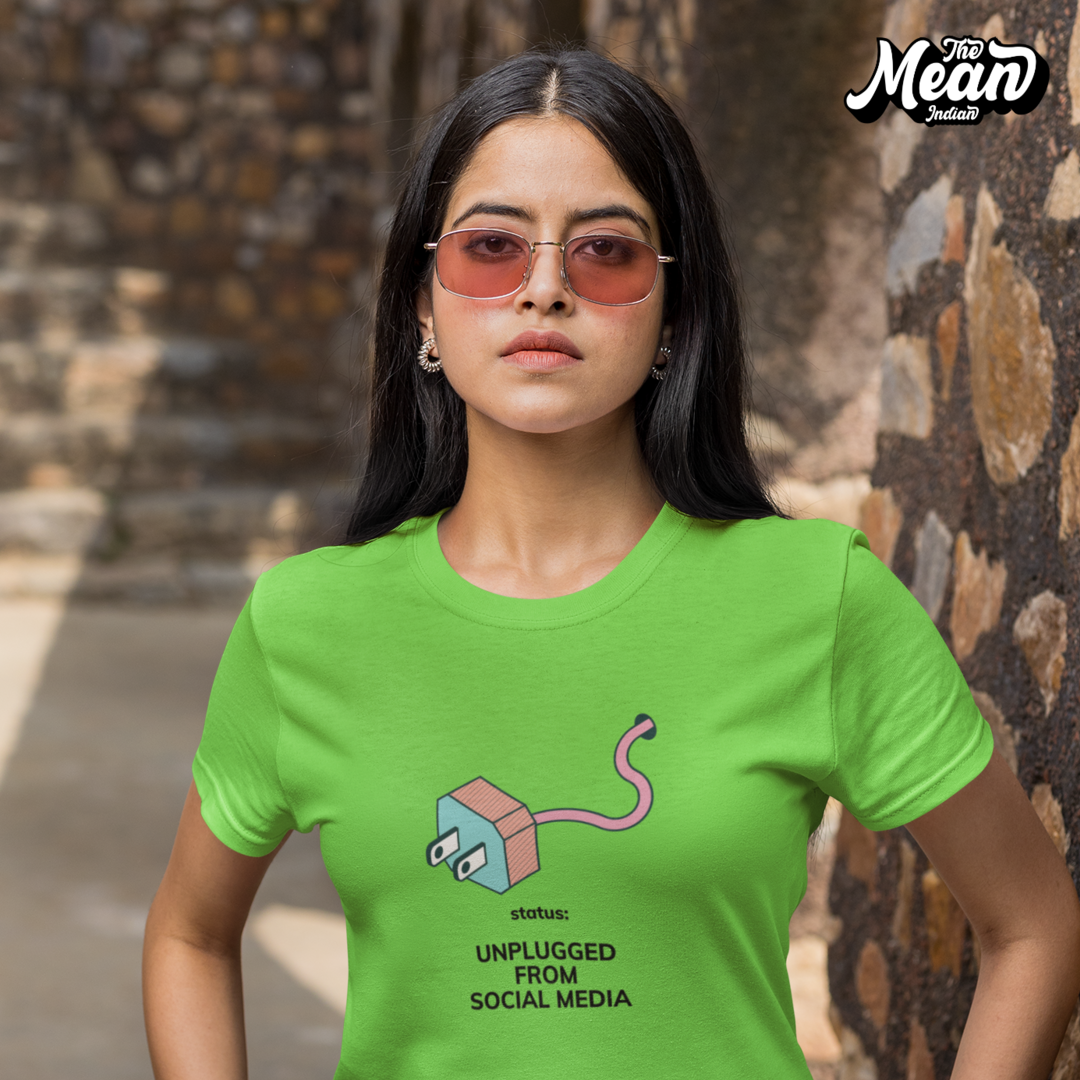 Unplugged from Social Media -  Boring Women's T-shirt The Mean Indian Store